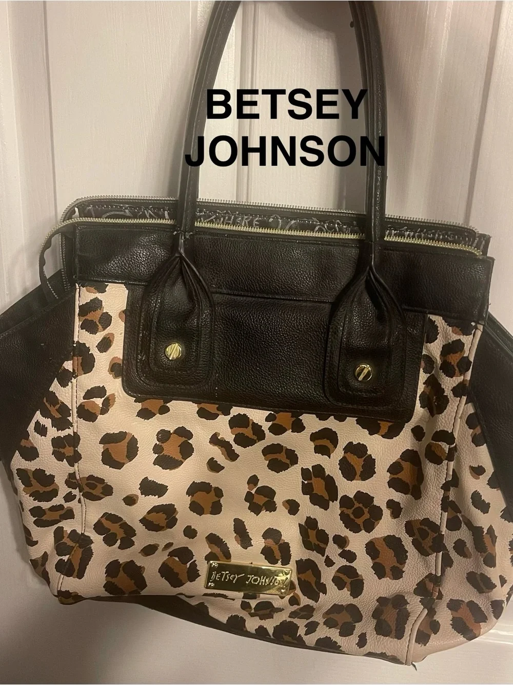 Betsey Johnson Handbag - Picture 1 of 5